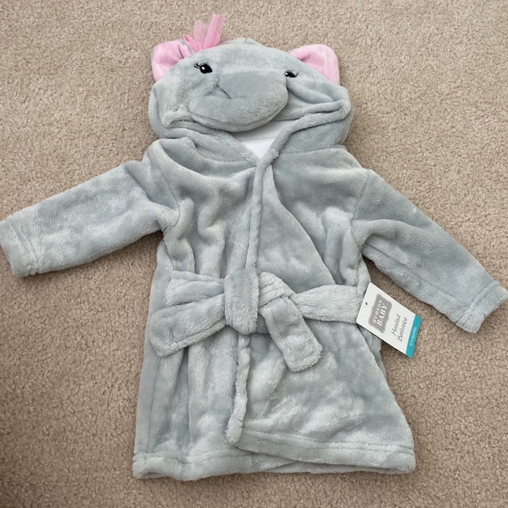 Girls hooded bathrobe 0-9 months NWT